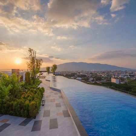 Luxury Condo Astra Sky River Condo Čiang Mai Exteriér fotografie